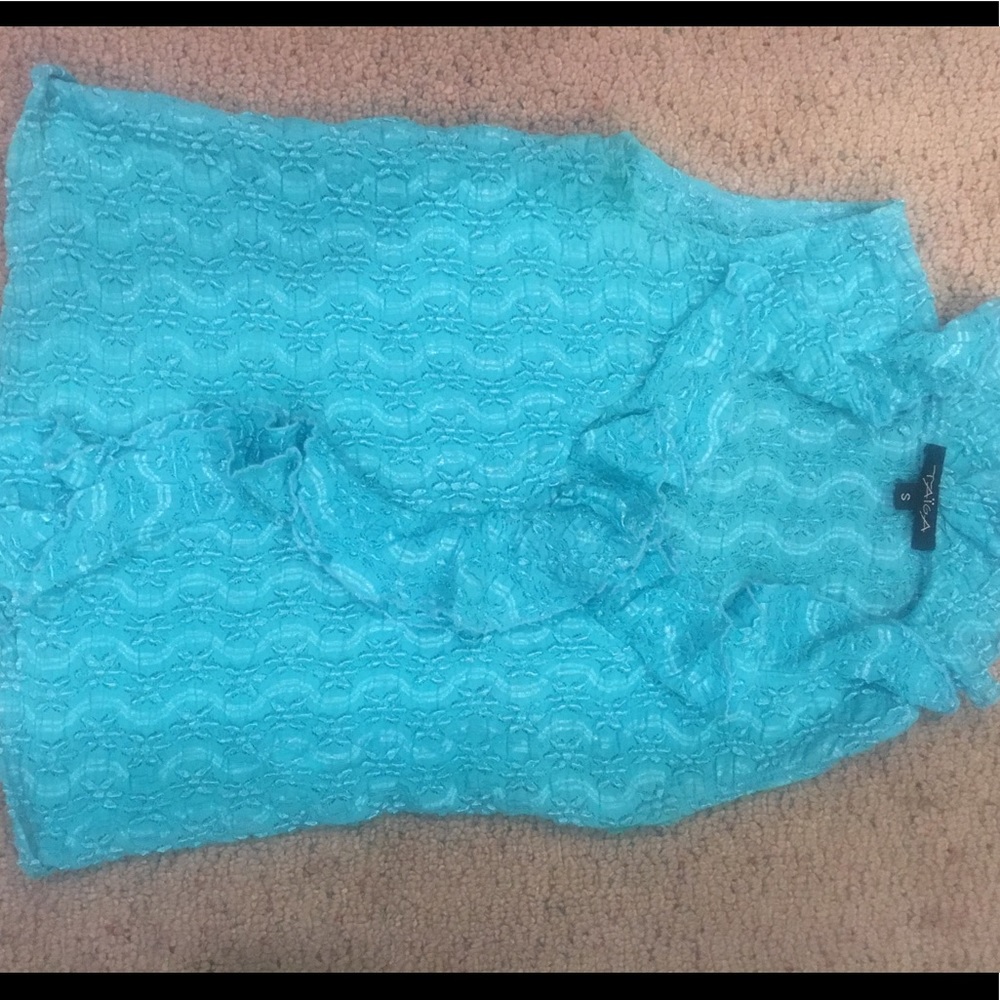 Taiga turquoise sleeveless top